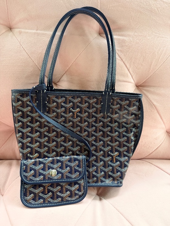 Goyard Handbags - Goyard Mini Anjou Tote Bag